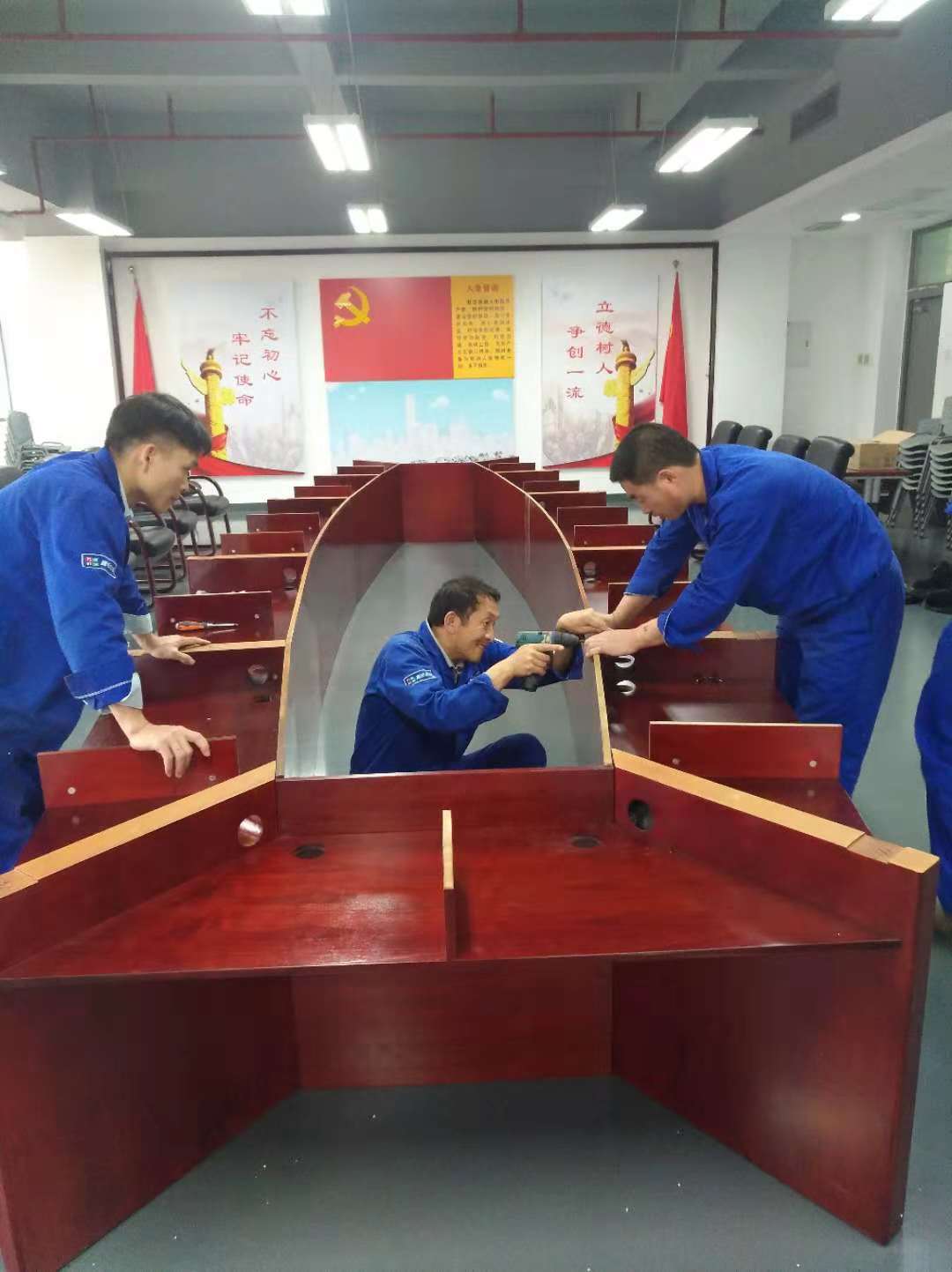 萬(wàn)家燈火搬家公司告訴你拆除家具的方法！